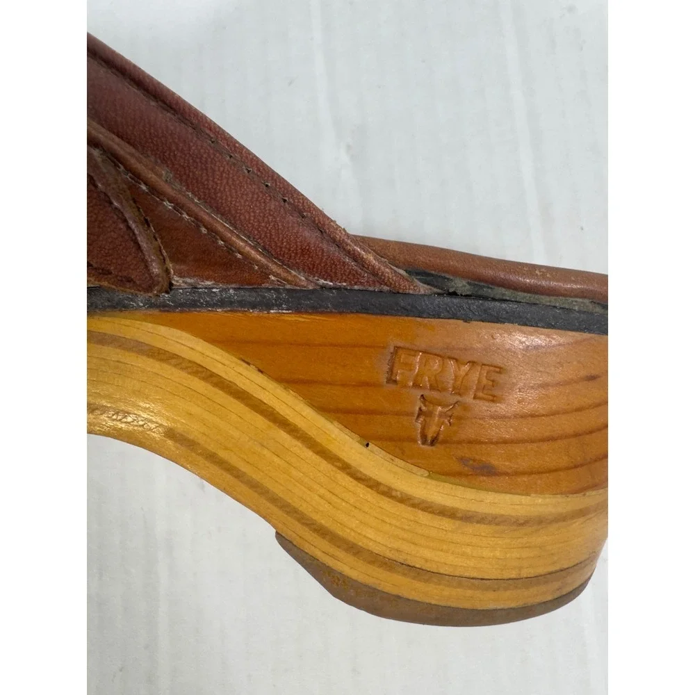 Frye Leather Wooden Platform Clogs Women 6 B Cognac Brown Wingtip Mules Retro - Picture 4 of 9